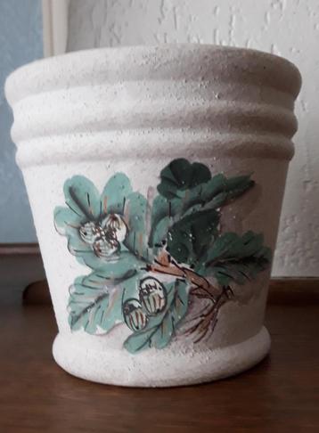  keramieken bloempot handgeschilderd mat wit 2 modellen p.st beschikbaar voor biedingen