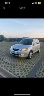 Mazda 2 benzine gekeurd voor verkoop met airco, Auto's, Mazda, Voorwielaandrijving, Elektrische ramen, Stof, Zwart