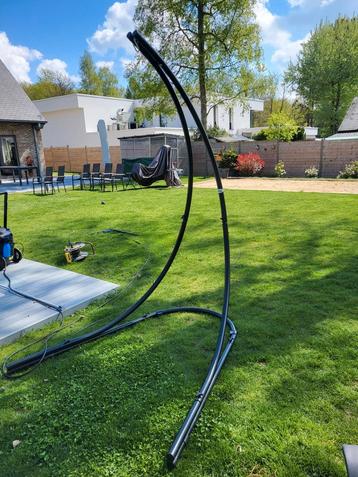 Pied fauteuil suspendu  beschikbaar voor biedingen