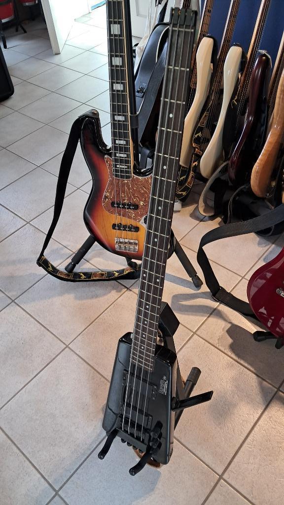 Hohner Professional B2 zonder headset, Muziek en Instrumenten, Snaarinstrumenten | Gitaren | Bas, Zo goed als nieuw, Elektrisch