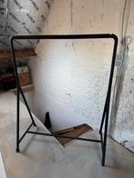 Kledingrek, Enlèvement, Comme neuf