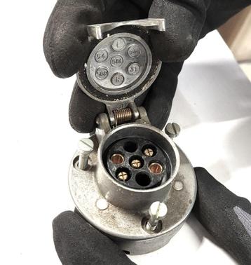 Trekhaak onderdeel, pedalenrek Peugeot 404 veren Steek assen beschikbaar voor biedingen