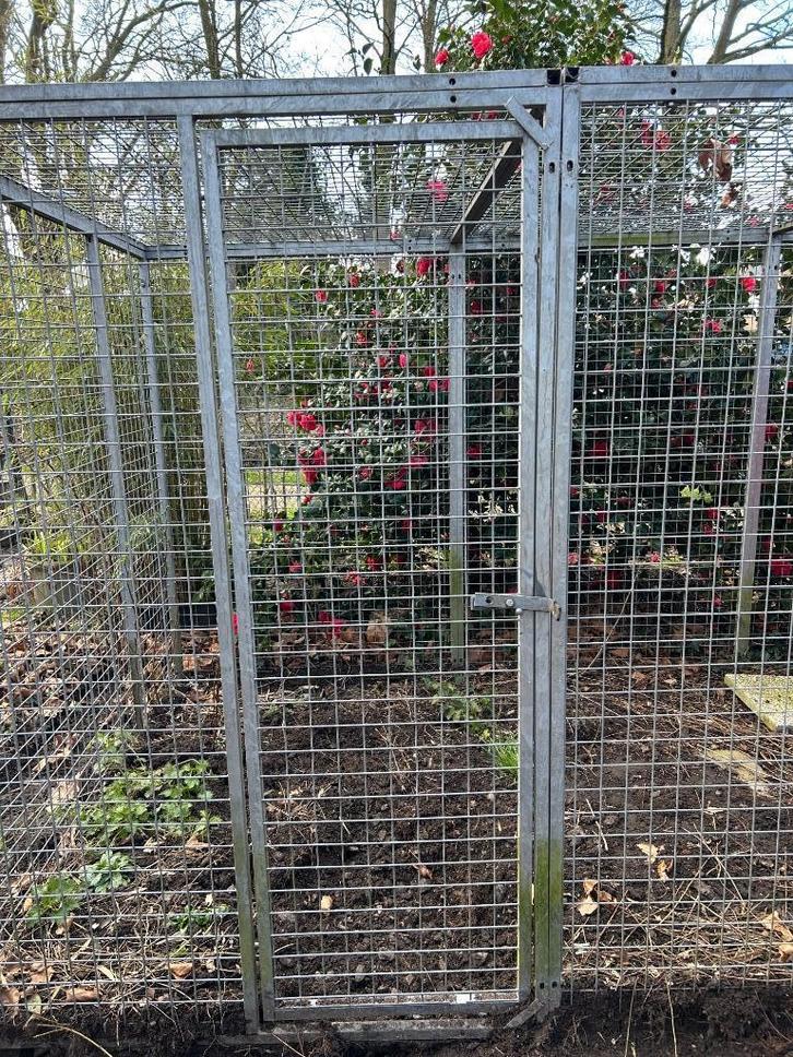 Grote stevige ren in galvanisé  voor kippetjes., Dieren en Toebehoren, Knaagdieren en Konijnen | Hokken en Kooien, Gebruikt, Ren