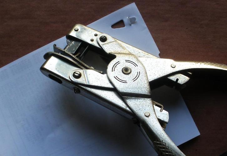 WW2 US rare pince agrafeuse de bureau en campagne, Collections, Objets militaires | Seconde Guerre mondiale, Armée de terre, Envoi