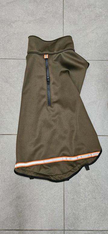 softshell regenjas voor honden merk superfur maat M disponible aux enchères