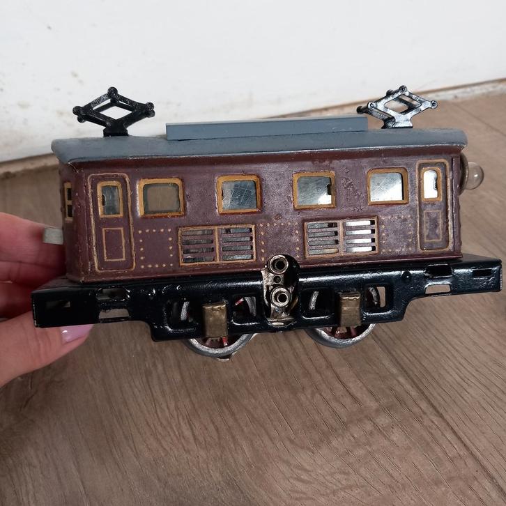 electrische locomotief 1935 a 1945, Antiek en Kunst, Antiek | Overige Antiek, Ophalen