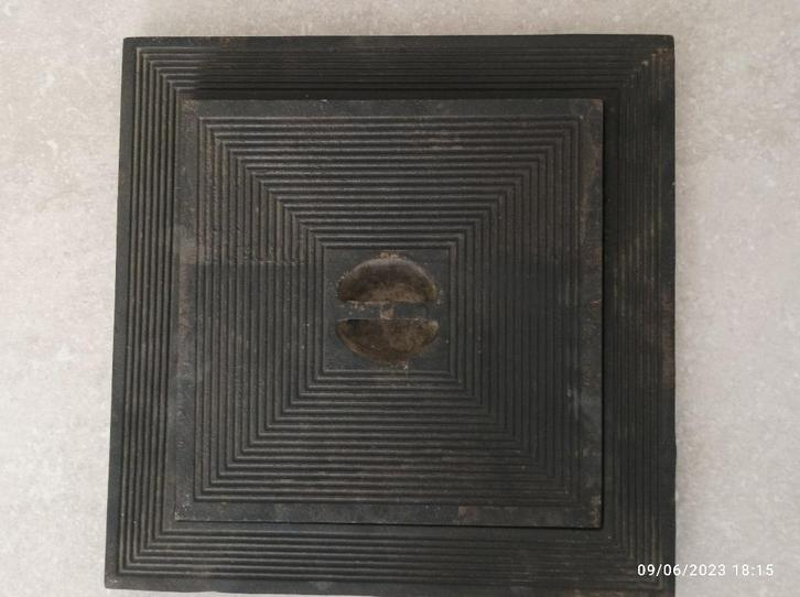 INSPECTIEDEKSEL VAN GIETIJZER OF DURALUMINIUM, Doe-het-zelf en Bouw, Metalen, Nieuw, Ophalen