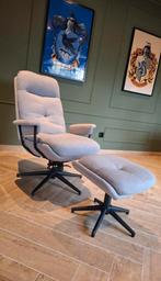 Relaxstoel met voetbankje, Huis en Inrichting, Ophalen, Zo goed als nieuw