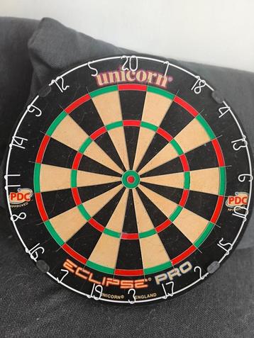 Unicorn Eclipse Pro Dartsboard  beschikbaar voor biedingen