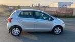 TOYOTA YARIS  1.4 DIESEL AUTOMAAT 2de eigenaar, Stof, Zwart, 4 cilinders, Particulier