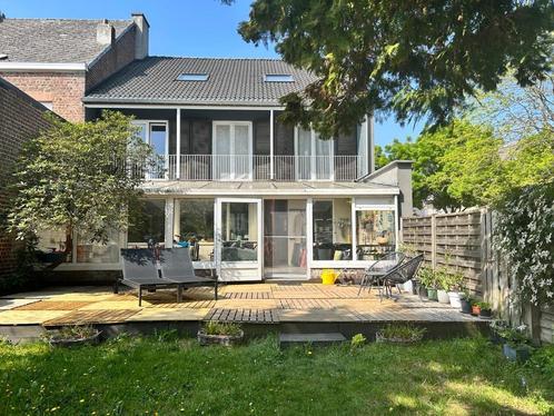 Prachtig gerenoveerd familiehuis met grote tuin in Ninove, Immo, Huizen en Appartementen te koop, Provincie West-Vlaanderen, 500 tot 1000 m²