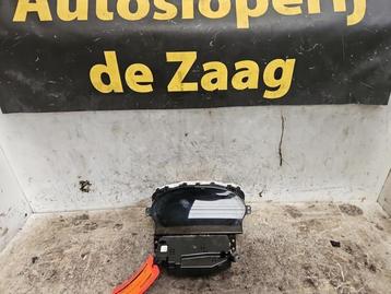 Instrumentenpaneel van een Toyota Yaris beschikbaar voor biedingen