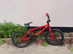 Bmx décathlon rouge, Fietsen en Brommers, Ophalen, Gebruikt, Btwin - Décathlon