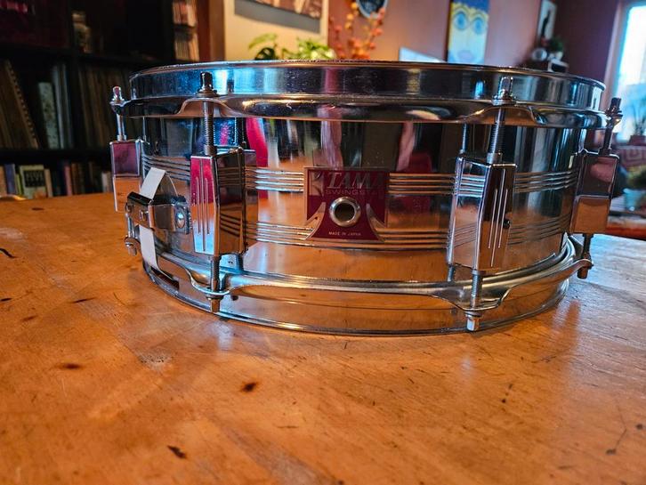 Tama Swingstar snare drum 14x5 Red T-badge SEAMLESS 1980's, Musique & Instruments, Batteries & Percussions, Utilisé, Tama, Enlèvement ou Envoi
