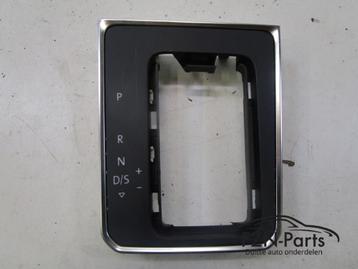 VW Golf Sportsvan Inleg DSG Pook 51771320A beschikbaar voor biedingen