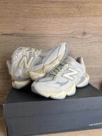 New Balance 9060, Kleding | Heren, Schoenen, Overige kleuren, Sportschoenen, Ophalen of Verzenden, Zo goed als nieuw