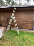Dubbele driedelige aluminium ladder, Doe-het-zelf en Bouw, Ladders en Trappen, Ophalen, Zo goed als nieuw, Ladder