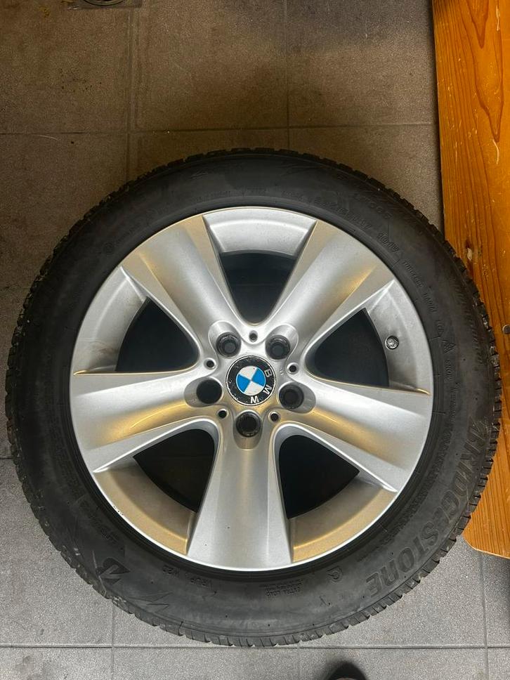 Jantes et pneus Hiver Bridgestone Blizzak LM005, Autos : Pièces & Accessoires, Pneus & Jantes, Pneus et Jantes, Pneus hiver, 17 pouces