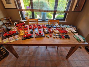 Mooie vintage verzameling van Model auto's  beschikbaar voor biedingen