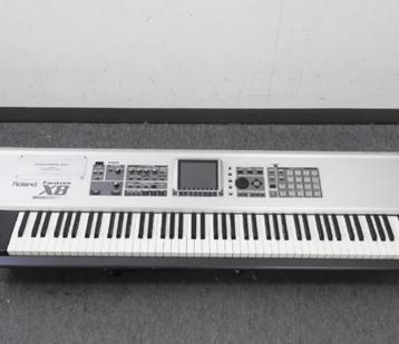 Synthétiseur Roland FANTOM X8 pondéré 88 touches électroniqu, Musique & Instruments, Synthétiseurs, Enlèvement ou Envoi, Comme neuf