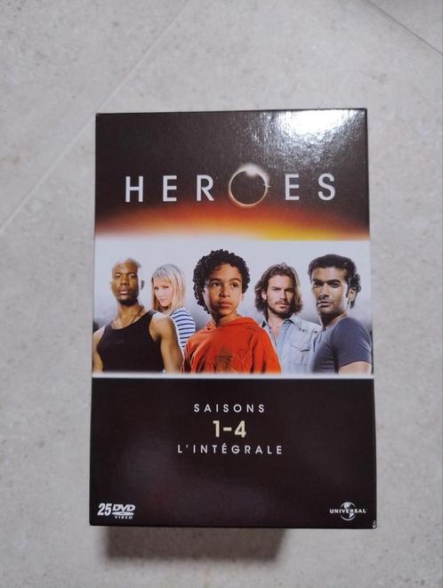 Heroes - l'intégrale en DVD, Cd's en Dvd's, Dvd's | Tv en Series, Zo goed als nieuw, Science Fiction en Fantasy, Boxset, Ophalen of Verzenden