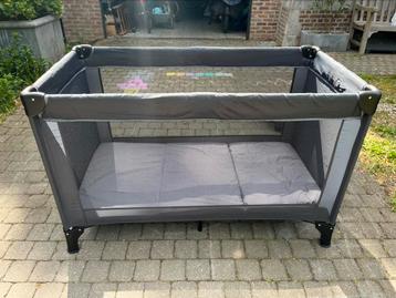 Reisbedje en reismatras - amper gebruikt beschikbaar voor biedingen