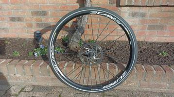 Mavic Cross 26" voorwiel + schijfrem + buitenband  beschikbaar voor biedingen