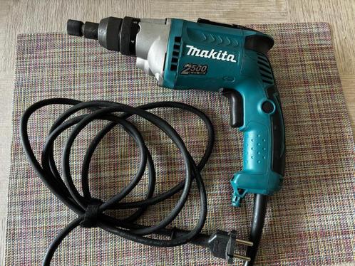Makita FS2701, Doe-het-zelf en Bouw, Gereedschap | Handgereedschap, Gebruikt, Ophalen