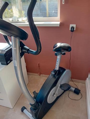 Hometrainer, Sport en Fitness, Ophalen, Zo goed als nieuw, Hometrainer