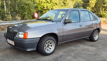 Opel kadett e 1.6d automaat beschikbaar voor biedingen