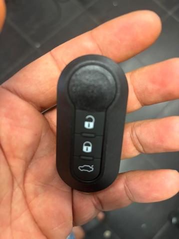 Fiat citroen peugeot sleutel inleren beschikbaar voor biedingen