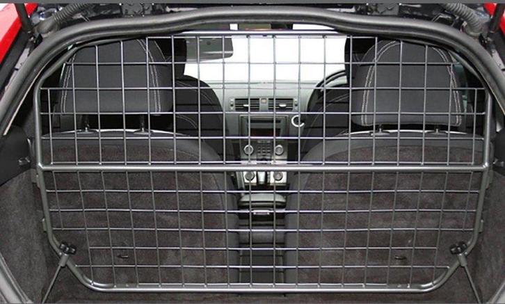 Travall Hondenrek kofferbakrek Volvo C30, Auto diversen, Hondenrekken, Zo goed als nieuw, Ophalen