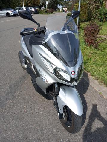 Kawasaki J300 ABS de 2014 avec 6900 km et carnet d'entretien beschikbaar voor biedingen