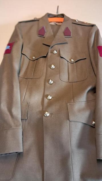 BELGIQUE - ABL - UNIFORME PARACHUTISTE - 1977 beschikbaar voor biedingen