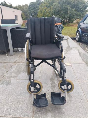 Rolstoel  beschikbaar voor biedingen