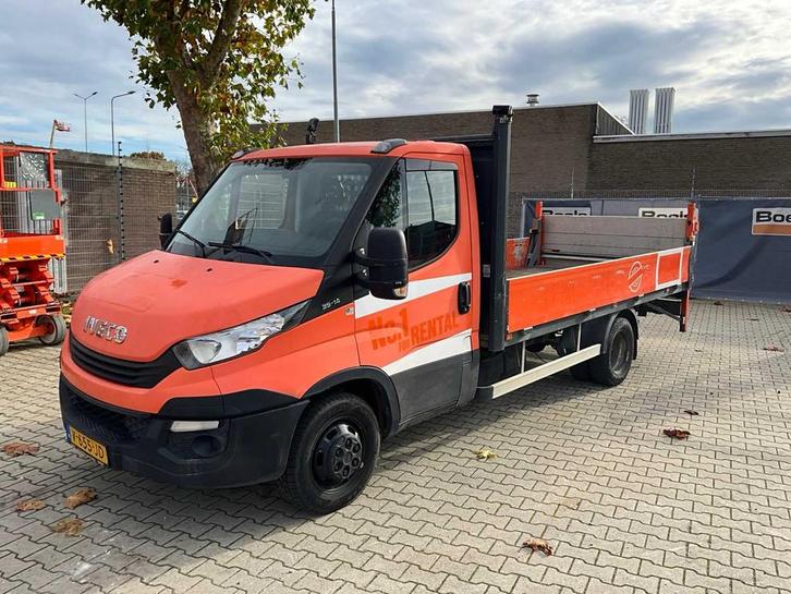 2017 Iveco Daily 35-140 35C14 2.3 375 Open bakwagen, Auto's, Bestelwagens en Lichte vracht, Bedrijf, Iveco, Overige brandstoffen