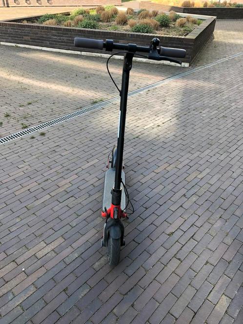 Ninebot, Fietsen en Brommers, Steps, Zo goed als nieuw, Elektrische step (E-scooter), Ophalen
