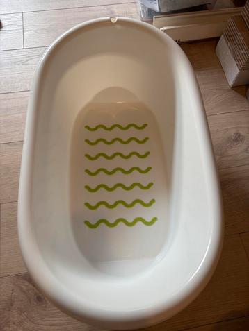 Babybed IkEa beschikbaar voor biedingen