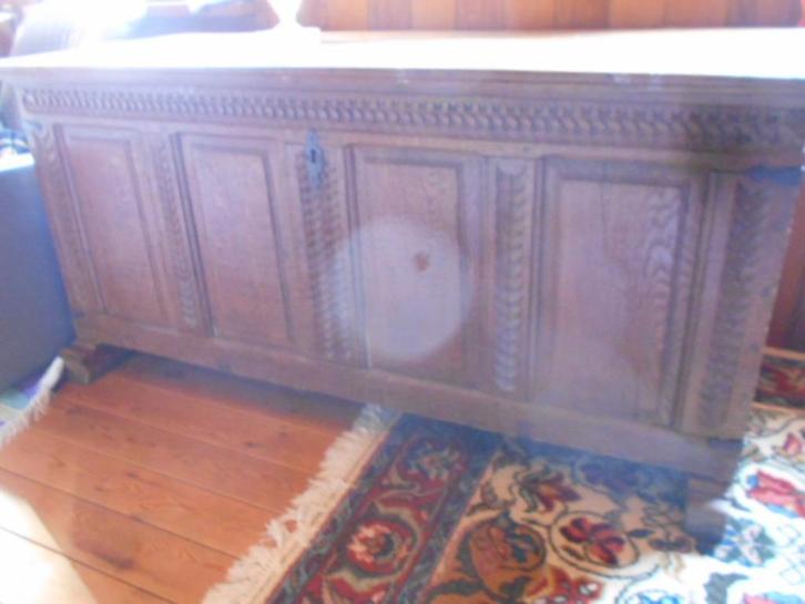 grote zware antieke koffer, Antiek en Kunst, Antiek | Woonaccessoires, Ophalen