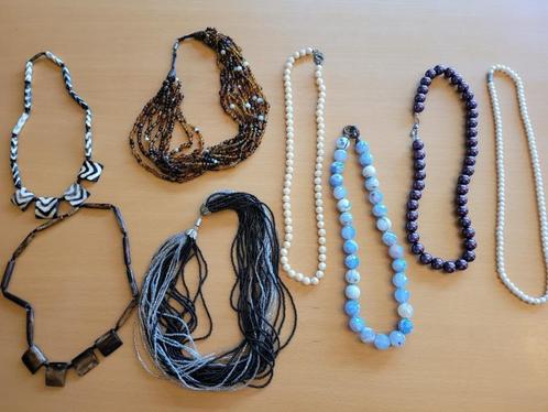 lot van 8 kettingen, Handtassen en Accessoires, Kettingen, Zo goed als nieuw, Overige materialen, Bruin, Ophalen of Verzenden