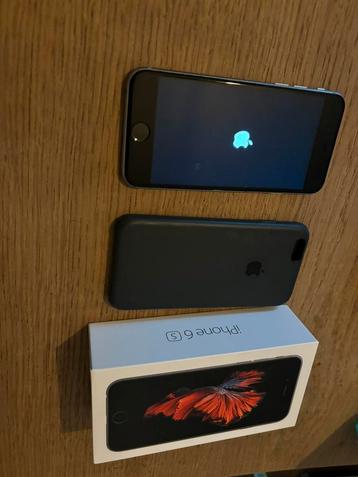 iPhone 6S 16Go + Coque Apple