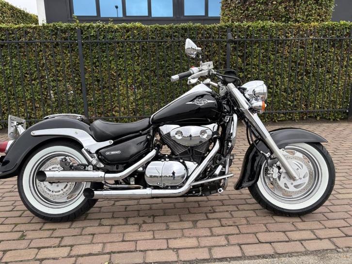 Suzuki Intruder 1500, Motoren, Motoren | Suzuki, Bedrijf, Chopper, meer dan 35 kW, 2 cilinders, Motorrijbewijs A, Cardan-aandrijving