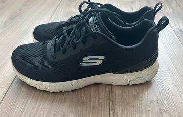 Dames skechers, Skechers, Ophalen of Verzenden, Zo goed als nieuw, Sportschoenen