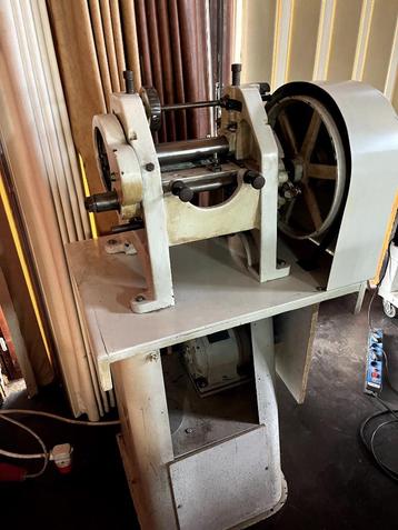 leder splitmachine beschikbaar voor biedingen