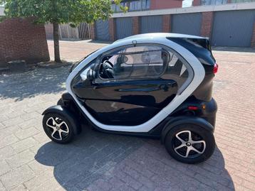 TWIZY 80KM MET EIGEN ACCU CARBON UITVOERING!! beschikbaar voor biedingen