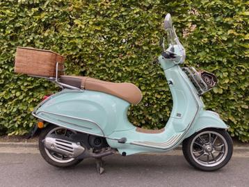 Vespa Primavera 50 Pic Nic Verde Relax beschikbaar voor biedingen