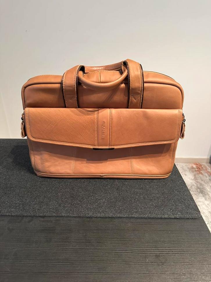Lederen werktas/laptoptas - Grote capaciteit, Computers en Software, Laptoptassen, Gebruikt, Schoudertas, 16 inch, Ophalen of Verzenden