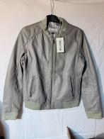 Blouson cuir d’ageau 100% et neuve, Vêtements | Femmes, Enlèvement, Neuf