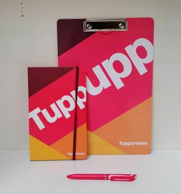 Tupperware - Clip Board - Carnet de Note - Stylo Bille 