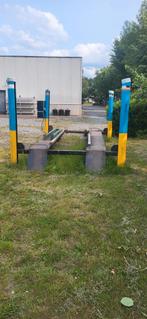 4 palen hefbrug 3.5ton, Ophalen, Gebruikt